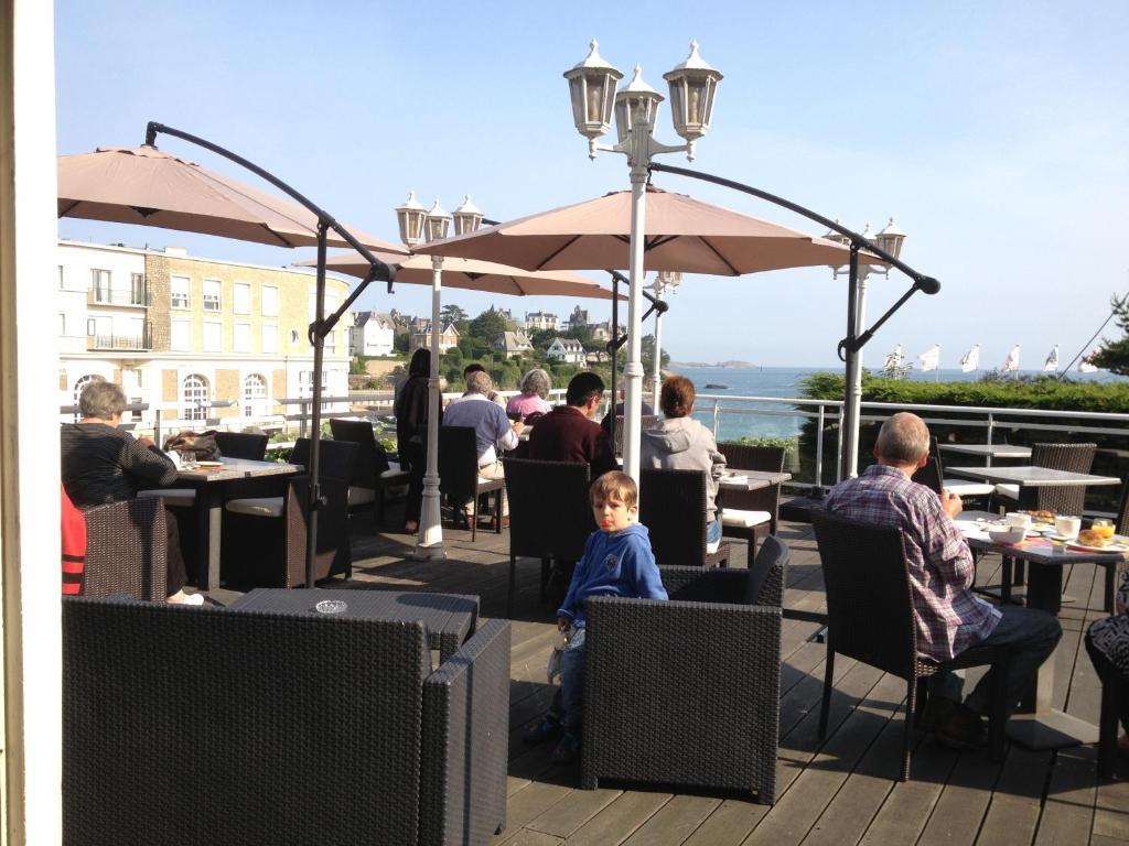 Hotel De La Plage Dinard Exteriör bild
